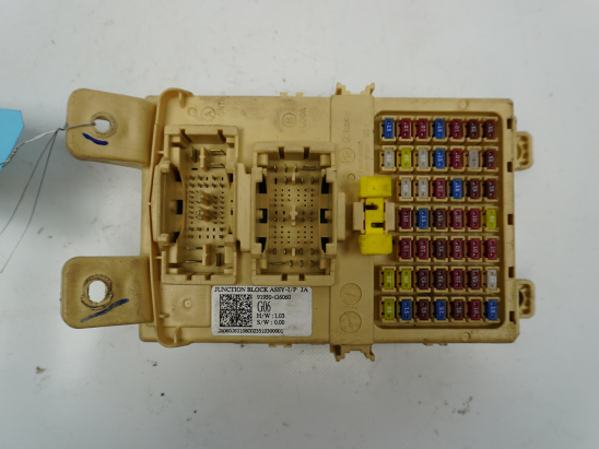 BSI (PLATINE FUSIBLE HABITACLE)