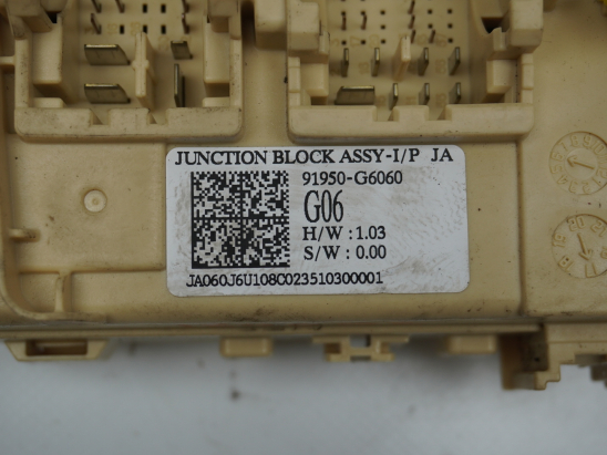 BSI (PLATINE FUSIBLE HABITACLE)