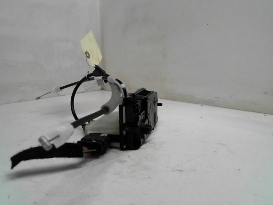 Serrure porte avg occasion PEUGEOT 2008 Phase 1 - 1.6 BlueHDI 100ch