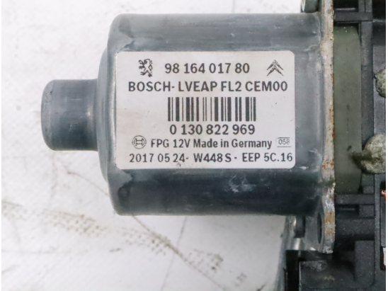 MECANISME+MOTEUR LEVE-GLACE AVG