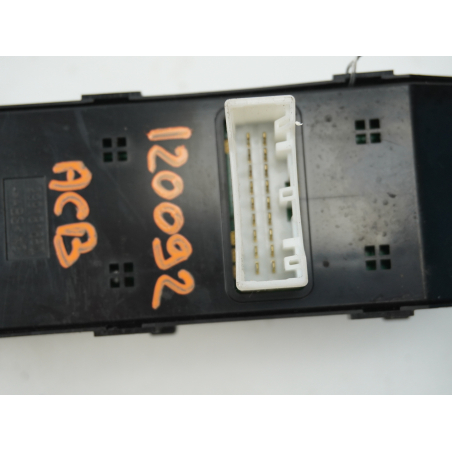 COMMANDE LEVE-GLACE PORTE AVG