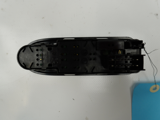 COMMANDE LEVE-GLACE PORTE AVG