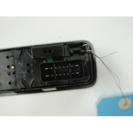 COMMANDE LEVE-GLACE PORTE AVG