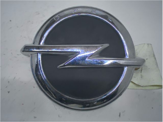 Actionneur serrure hayon occasion OPEL CORSA V Phase 1 - 1.3 CDTI 95ch