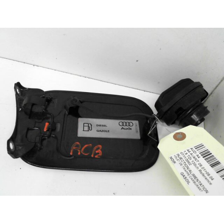 VOLET DE TRAPPE CARBURANT