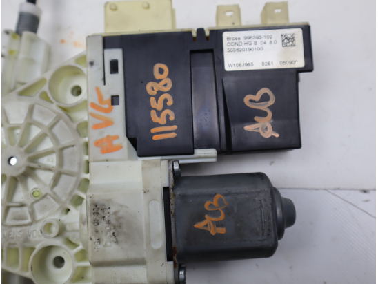 MECANISME+MOTEUR LEVE-GLACE AVG