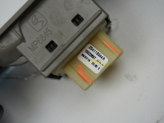 COMMANDE LEVE-GLACE PORTE AVG