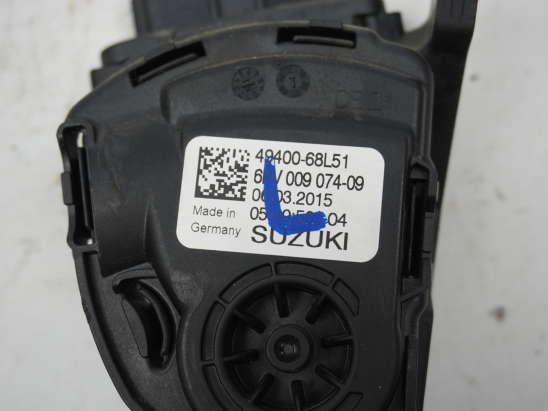 Pedale accelerateur occasion SUZUKI SWIFT IV Phase 1 - 1.2 VVT 94ch