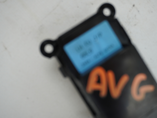 COMMANDE LEVE-GLACE PORTE AVG