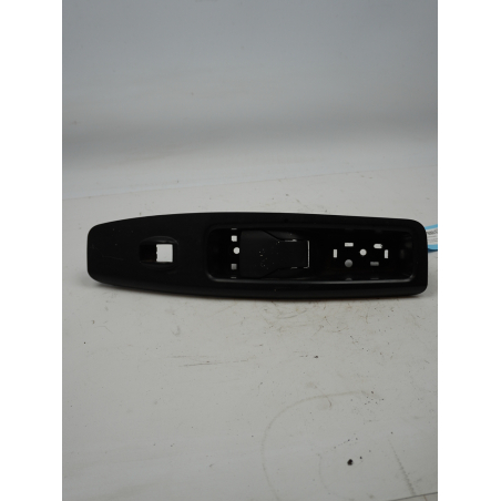 POIGNEE INT PORTE AVD