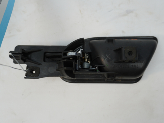 Poignee int porte ard occasion VOLKSWAGEN GOLF V Phase 1 - 1.9 TDI 105ch