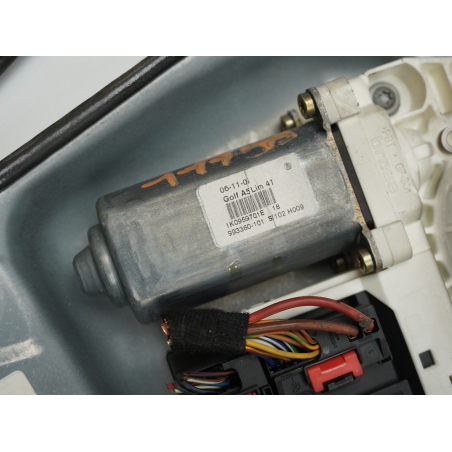 MECANISME+MOTEUR LEVE-GLACE AVG