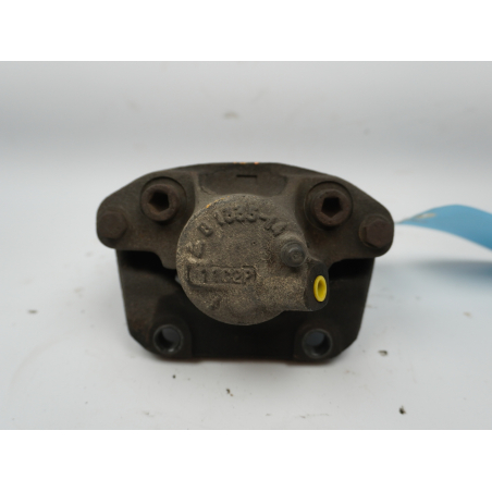 Etrier de frein avant droit occasion RENAULT CLIO II Phase 2 - 1.4 16v