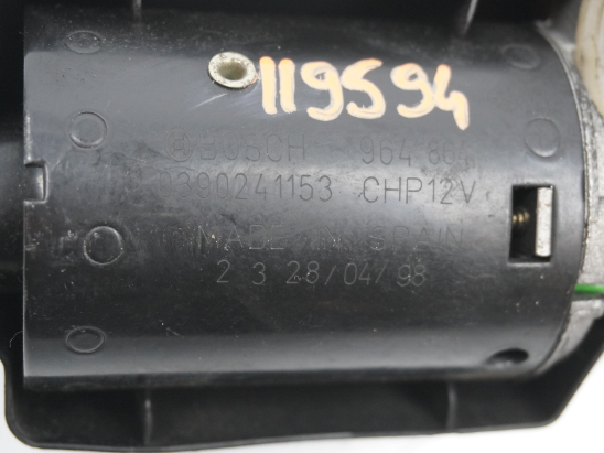 MOTEUR ESSUIE-GLACE AV