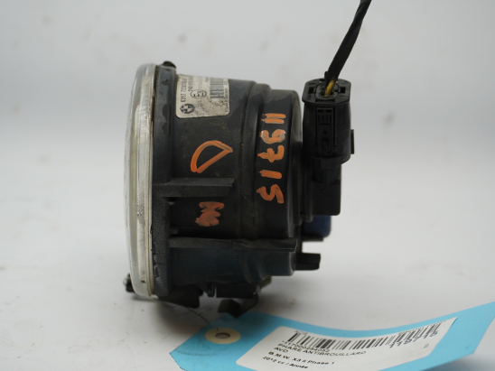 PHARE ANTIBROUILLARD AVD