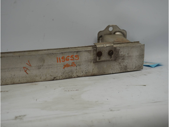 RENFORT PARE-CHOC AV