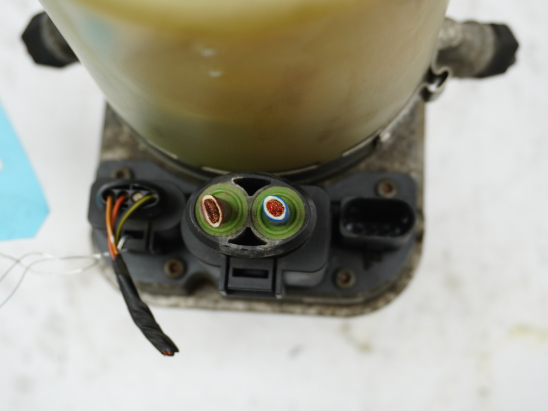 POMPE DIRECTION ASSISTEE