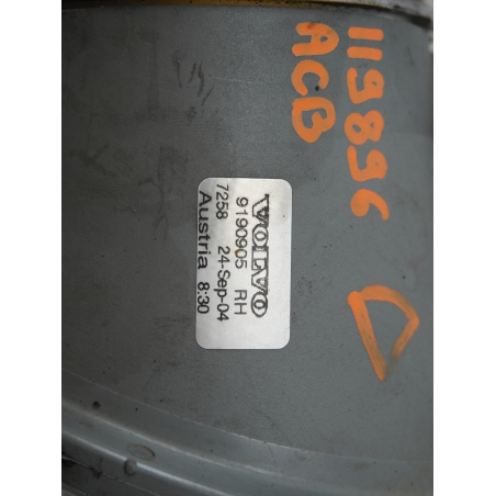 PHARE ANTIBROUILLARD AVD