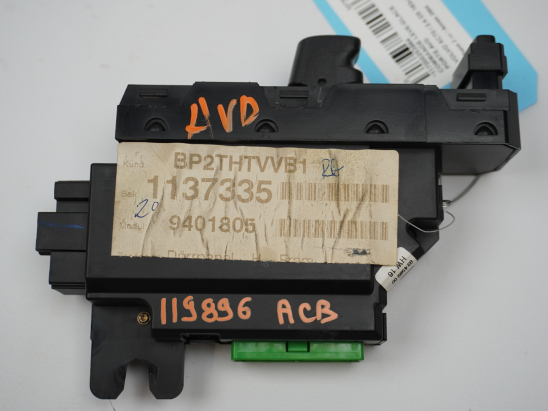 COMMANDE LEVE-GLACE PORTE AVD