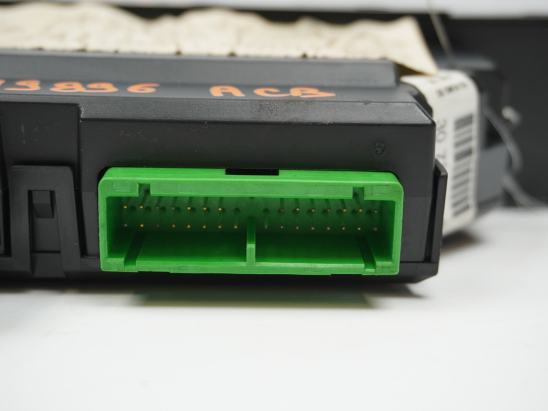 COMMANDE LEVE-GLACE PORTE AVD