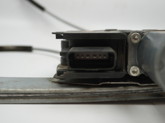 MECANISME+MOTEUR LEVE-GLACE AVG