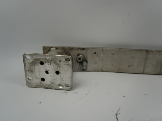 RENFORT PARE-CHOC AV