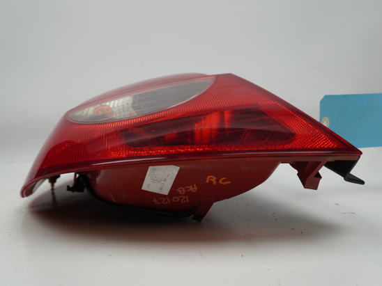 Feu arrière gauche occasion RENAULT CLIO III Phase 1 - 1.2i 16v 75ch