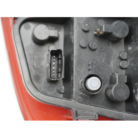 Feu arrière gauche occasion RENAULT CLIO III Phase 1 - 1.2i 16v 75ch