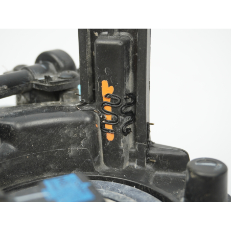 PHARE ANTIBROUILLARD AVG