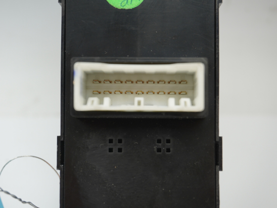 COMMANDE LEVE-GLACE PORTE AVG