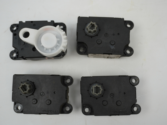 MOTEUR VENTILATEUR CHAUFFAGE