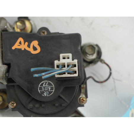 MOTEUR ESSUIE-GLACE AV