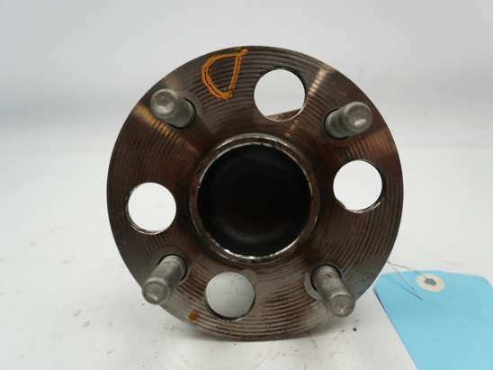 Moyeu ard occasion TOYOTA YARIS III Phase 2 - 1.3 VVT-I 100ch