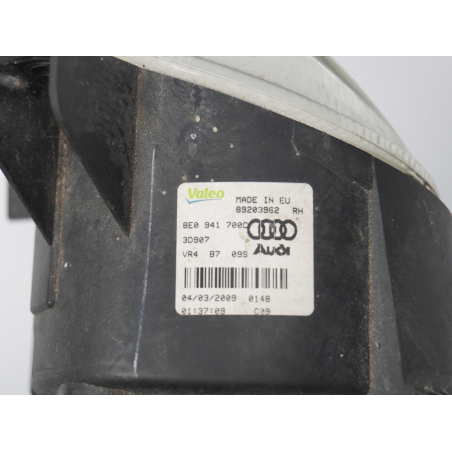 PHARE ANTIBROUILLARD AVD