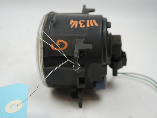 PHARE ANTIBROUILLARD AVG