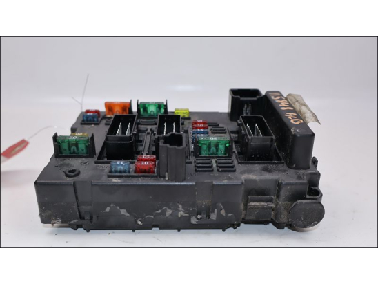 BSM (BOITIER SERVITUDE MOTEUR) occasion PEUGEOT 206 Phase 1 - 1.6i 16v