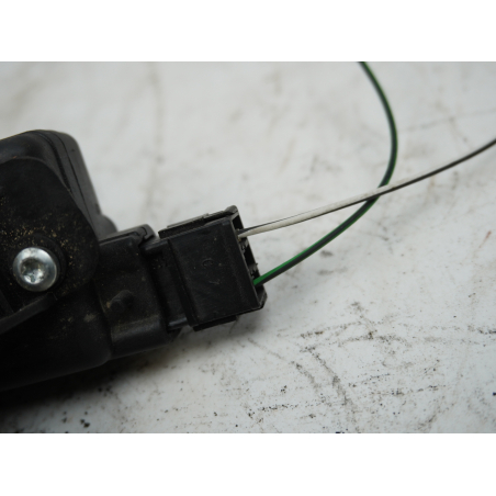 Actionneur serrure hayon occasion RENAULT CLIO CAMPUS II Phase 2 - 1.2i 16v 75ch