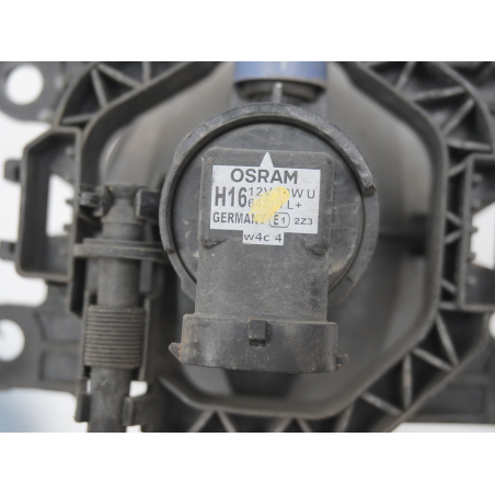 PHARE ANTIBROUILLARD AVG