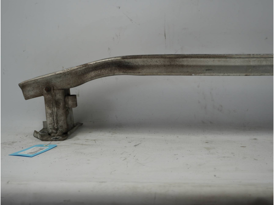 RENFORT PARE-CHOC AV