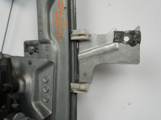 MECANISME+MOTEUR LEVE-GLACE AVD