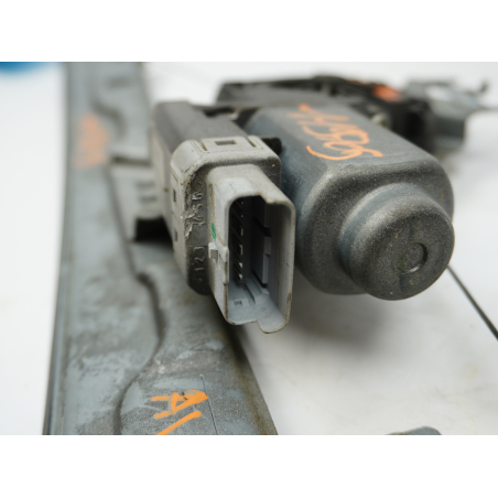 MECANISME+MOTEUR LEVE-GLACE AVG