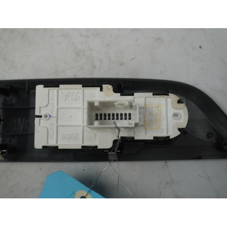 COMMANDE LEVE-GLACE PORTE AVG