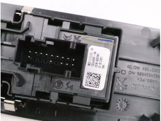 COMMANDE LEVE-GLACE PORTE AVG