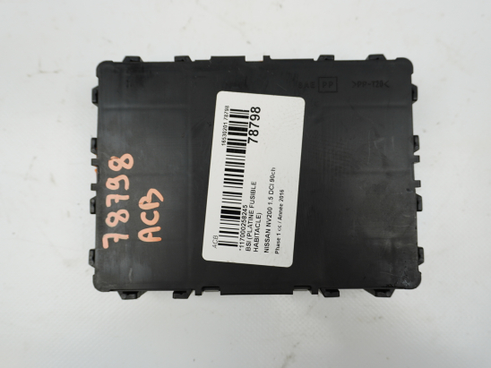 BSI (PLATINE FUSIBLE HABITACLE)