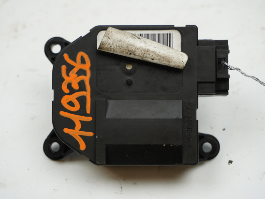 MOTEUR VOLET DE CHAUFFAGE