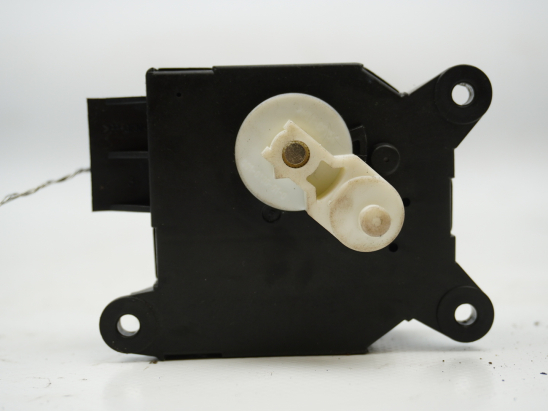 MOTEUR VOLET DE CHAUFFAGE