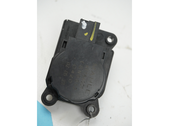 MOTEUR VOLET DE CHAUFFAGE