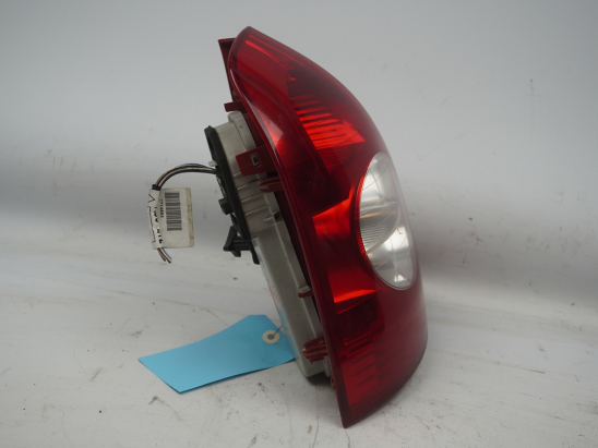 Feu arrière gauche occasion RENAULT CLIO II Phase 2 - 1.6 16v