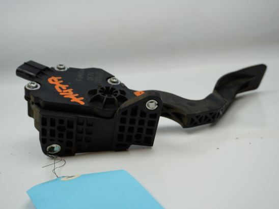 Pedale accelerateur occasion MAZDA MAZDA 2 II Phase 1 - 1.3 MZR