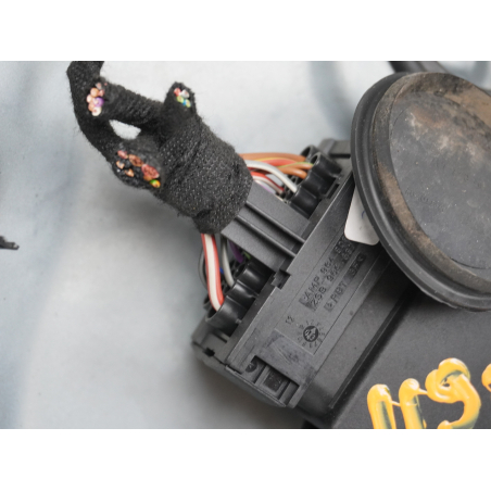 MECANISME+MOTEUR LEVE-GLACE AVD